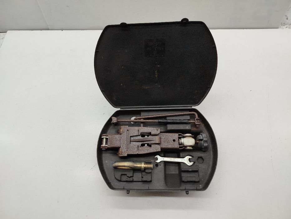 Kit de troca de pneu - VOLKSWAGEN Polo (6N2) | 99 - 01