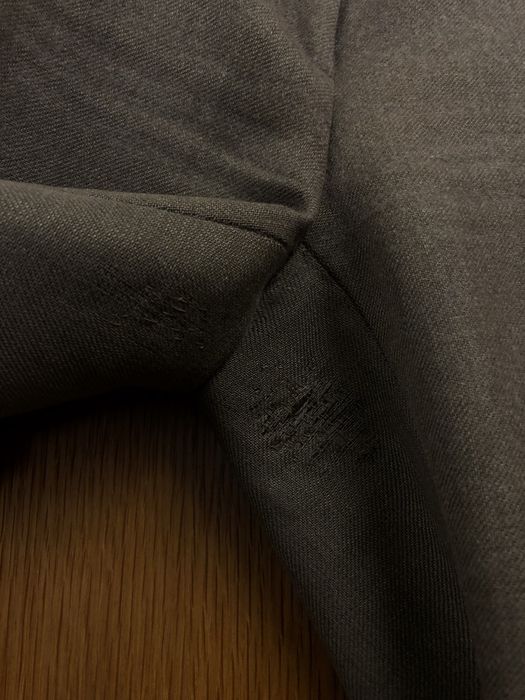 Calças castanhas formais