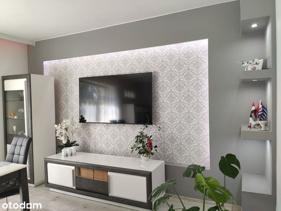 Siedlisko z domem 80m² na działce 6200m²