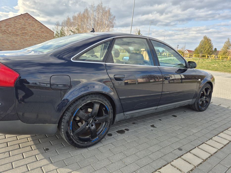 Mam na sprzedaż audi a6 c5 2.4 2002