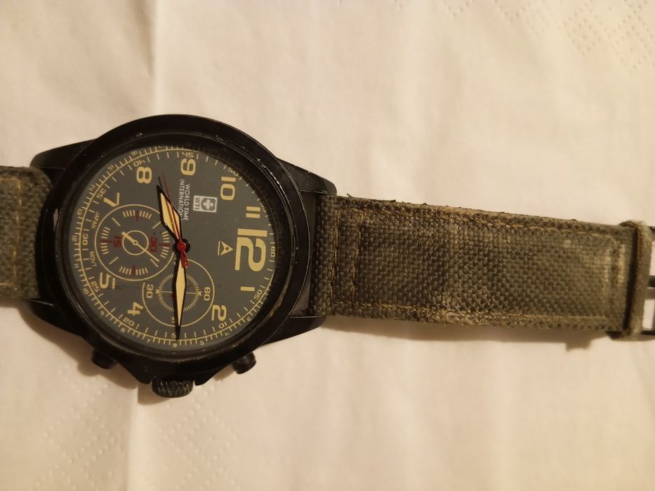 Relógio militar WTI (World Time International)