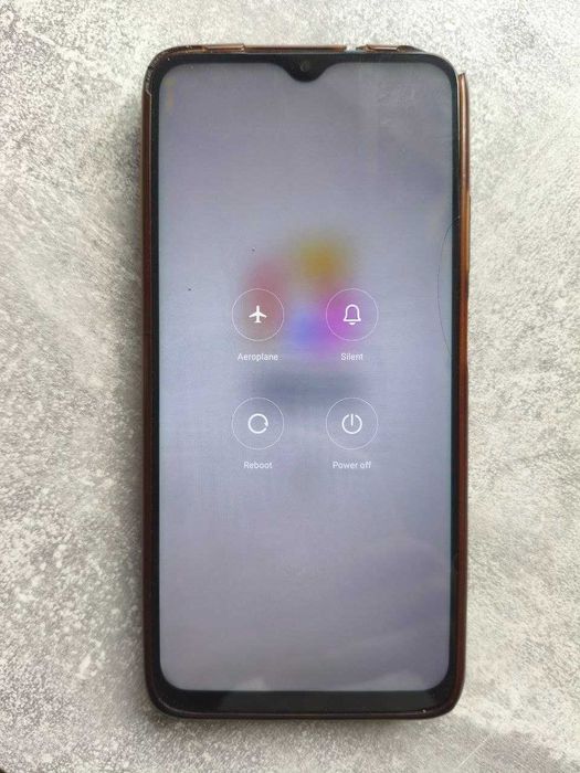 Продам телефон Redmi 9t, 64 МБ