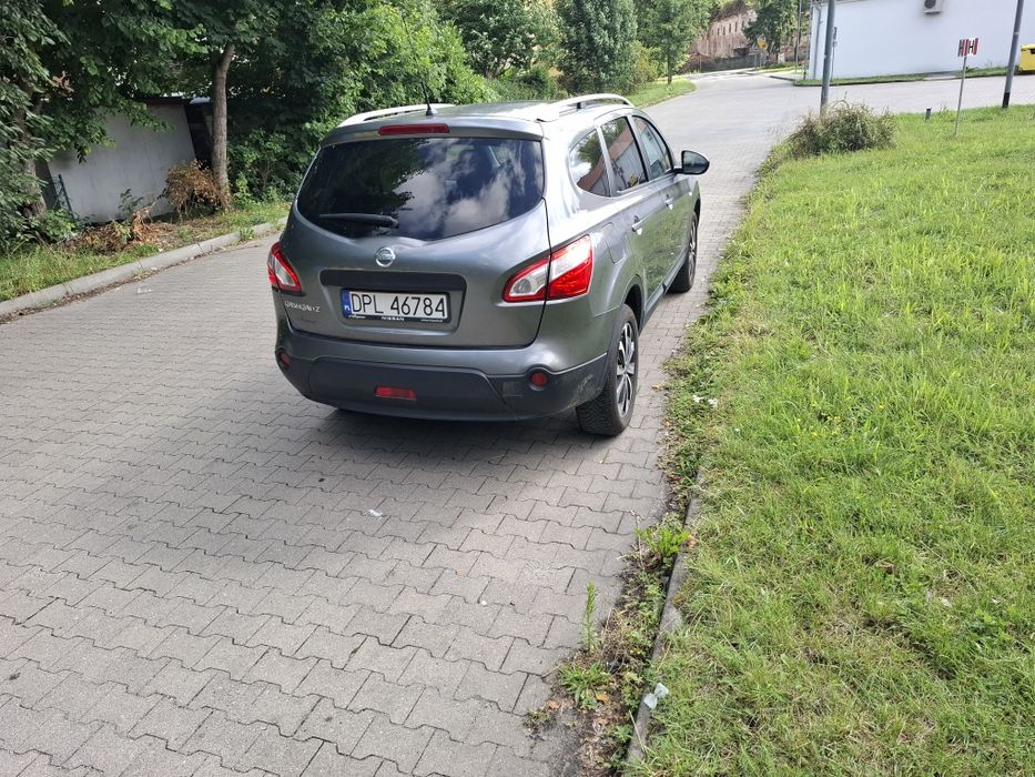 Nissan qashqai +2