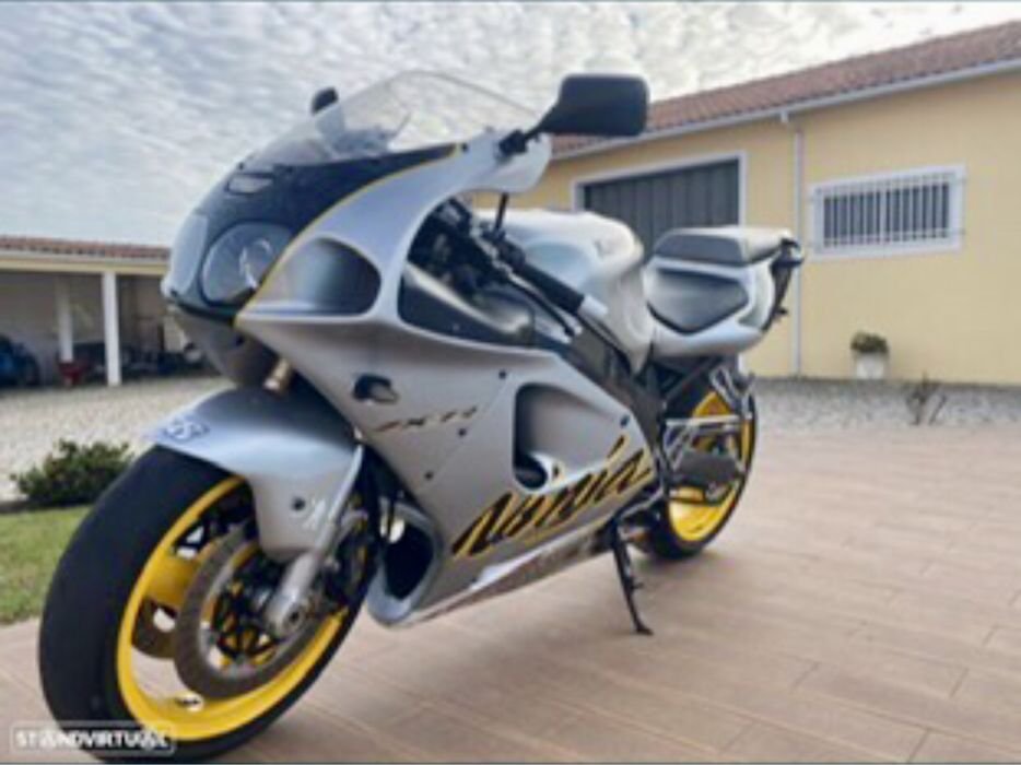 Kawasaki Zxr/ Zx-7 Possível troca / retoma carro /moto