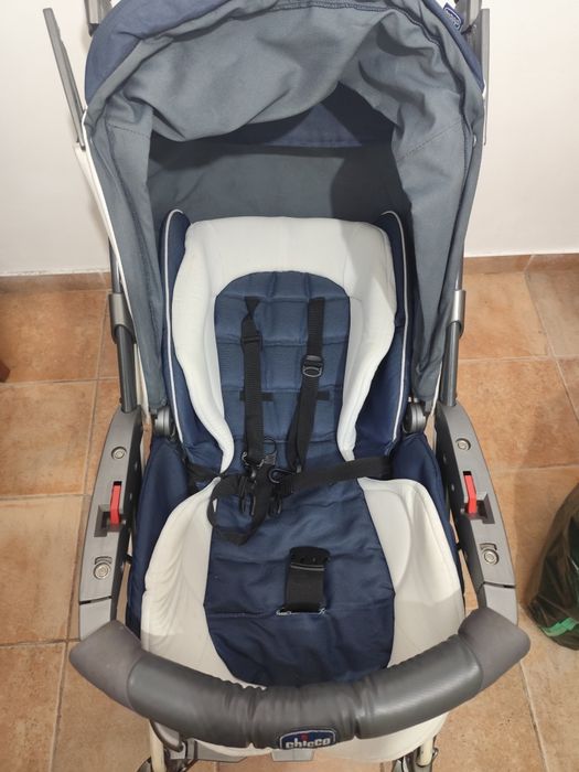 Carrinho bebé da Chicco, ovo e adaptador