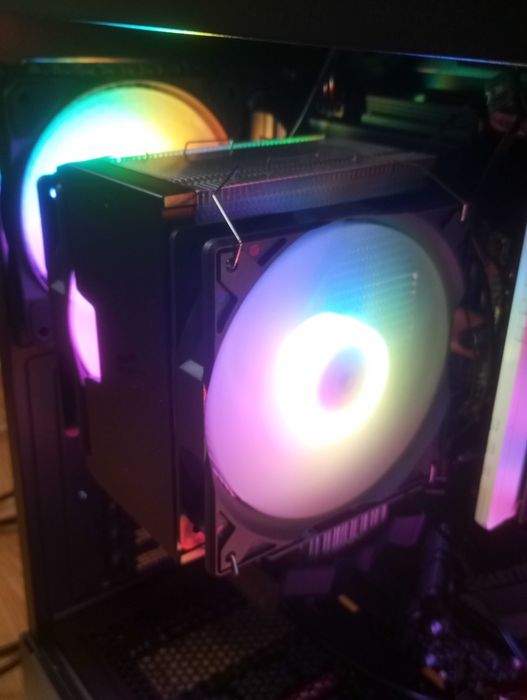 Komputer PC I5 12600KF 32Gb RAM SSD 2TB Radeon RX 9070 XT 16Gb Nowy