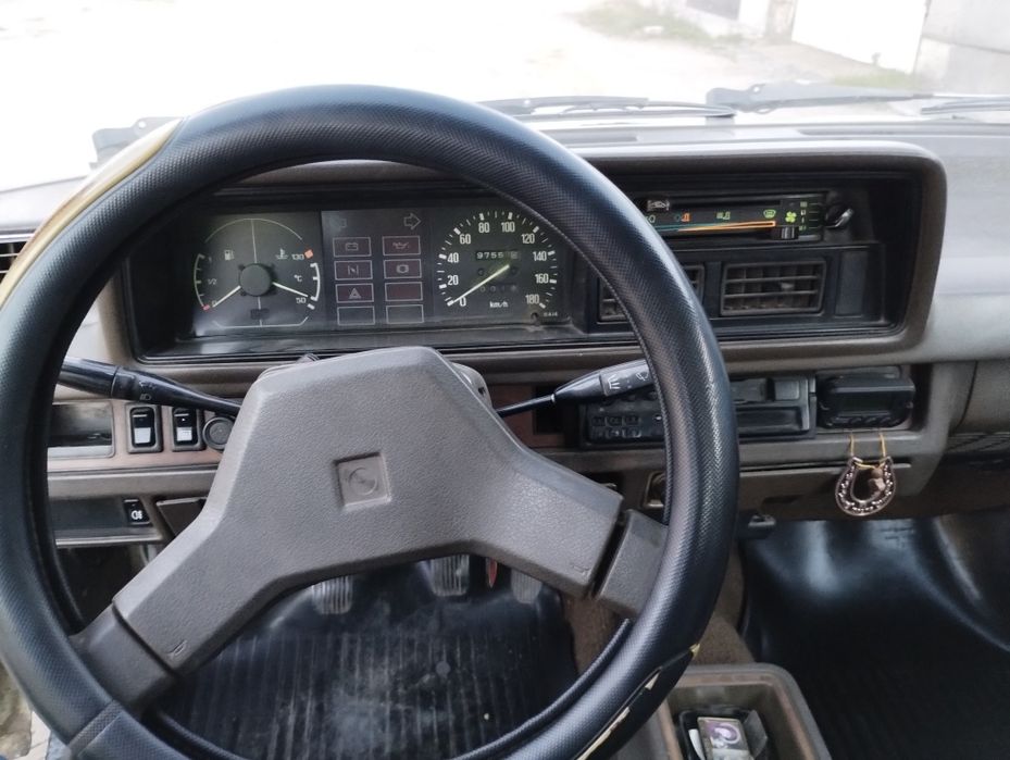 Продаю авто Mazda 323, бензин 1,3.  1985 року випуску