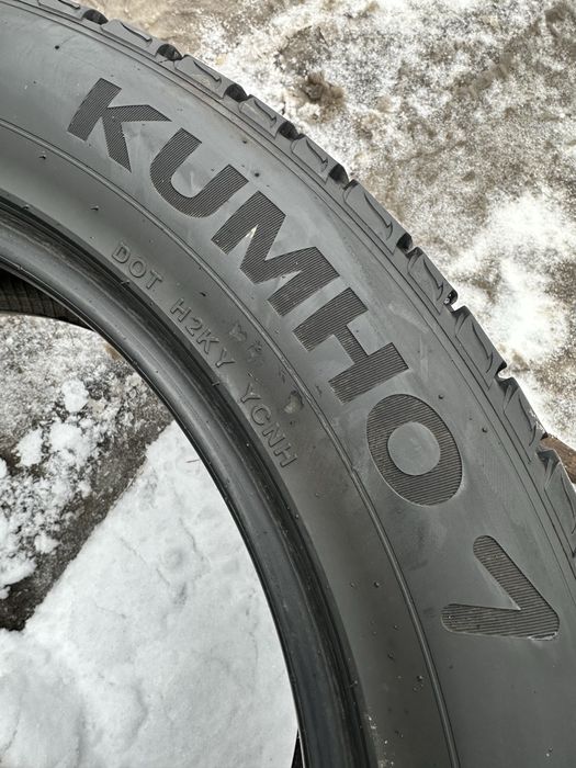 Шини 265 50 20 111V Kumho Crugen пара