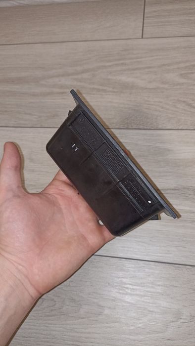 Ящик центральной консоли БМВ Е39