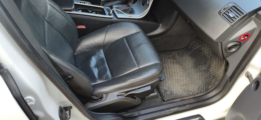 Volvo s 40 1.6TD 2010 рік