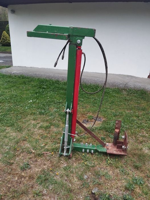 Kafar hydrauliczny do traktora