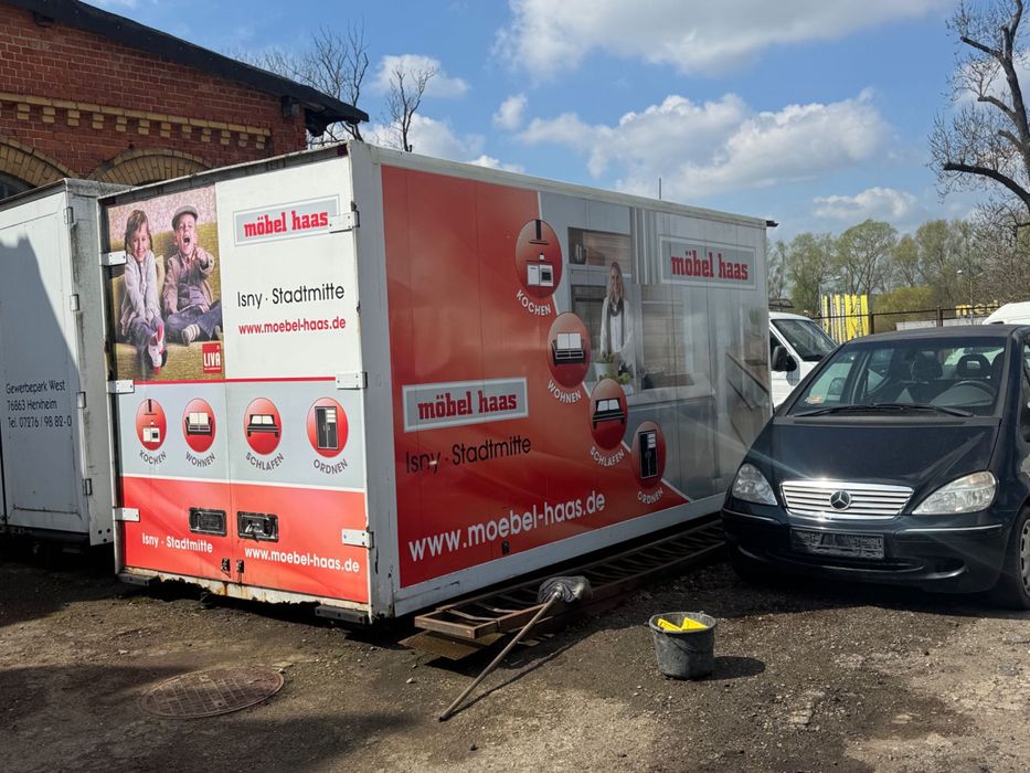 Kontener meblowy magazyn garaż