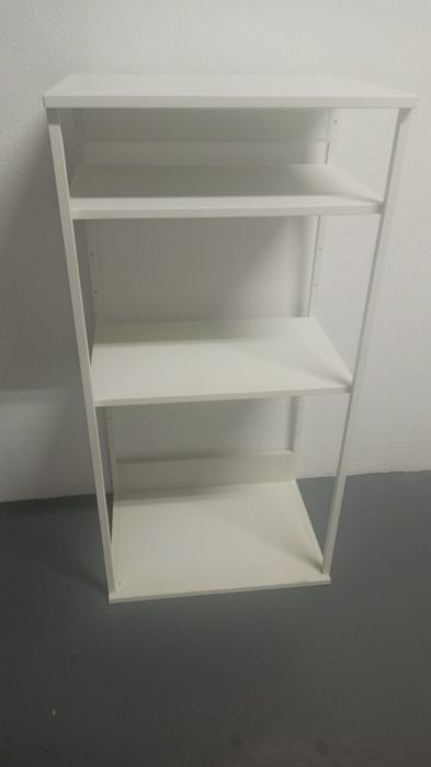 Estrutura Ikea PLATSA