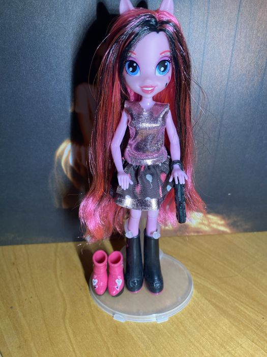 Лялька equestria girls Пинки пай