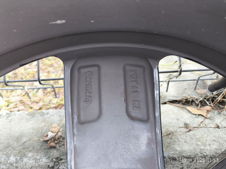 Комплект дисків R17 5*112 з шинами 215/50