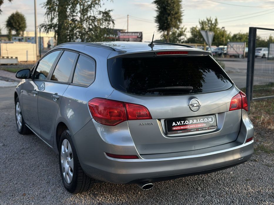 Opel Astra 2011 VIN W0LPD8EU6B8068464 фото оголошення 4 з 8