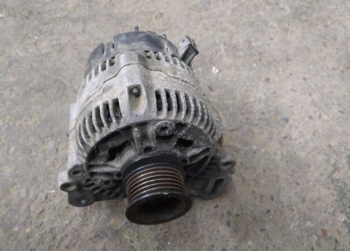 Alternador VAG 1.9 TD / GTD (Golf, Jetta, Passat)