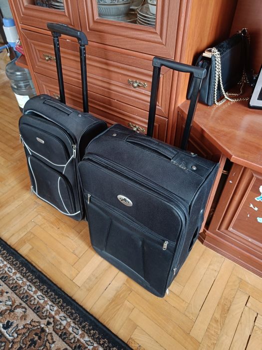 Продам валізу сумку  NEWCOMER є дві штуки