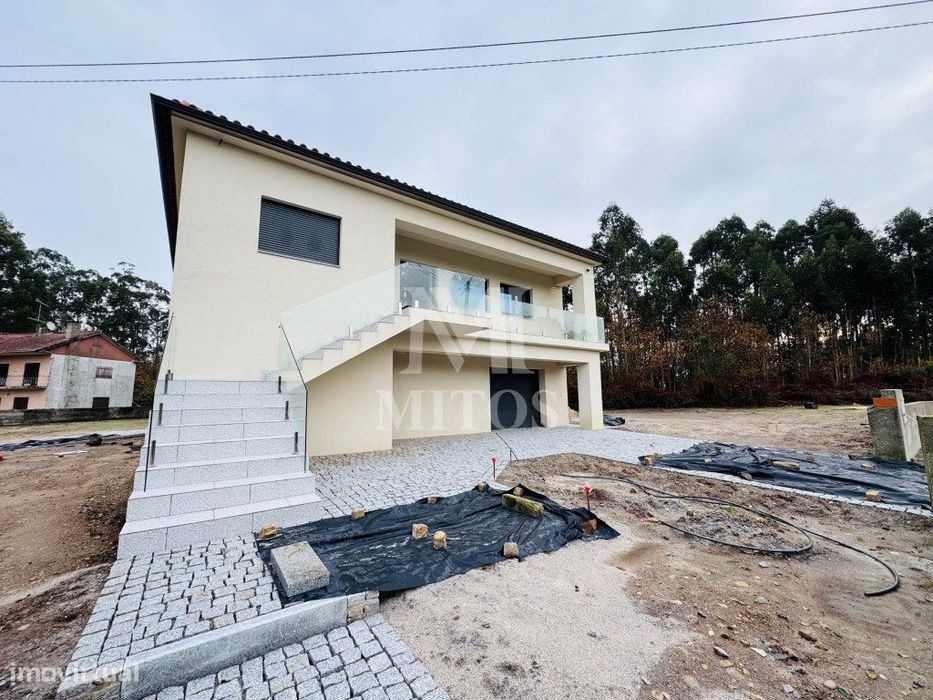 Moradia T3+T1 para venda em Subportela