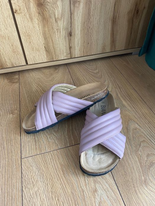 Nowe klapki damskie