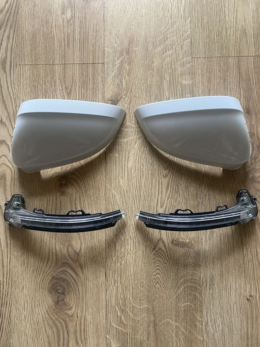 Kierunkowskaz migacz lusterko Audi A4 A5
