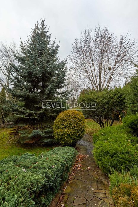 Продаж будинку 500 м² з виходом на канал. Конча-Заспа Козин Рудики