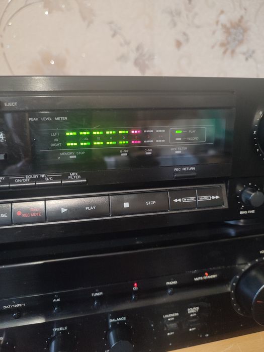 Кассетная дека denon DRM-500.