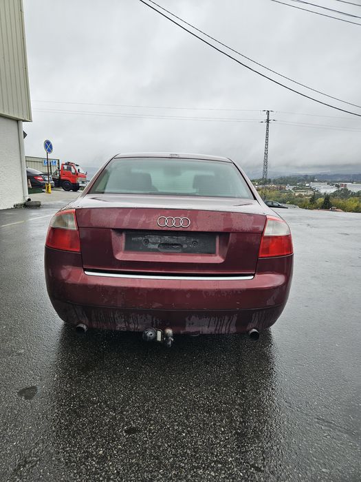 Audi A4 B6 2.5 TDi de 2002 para peças