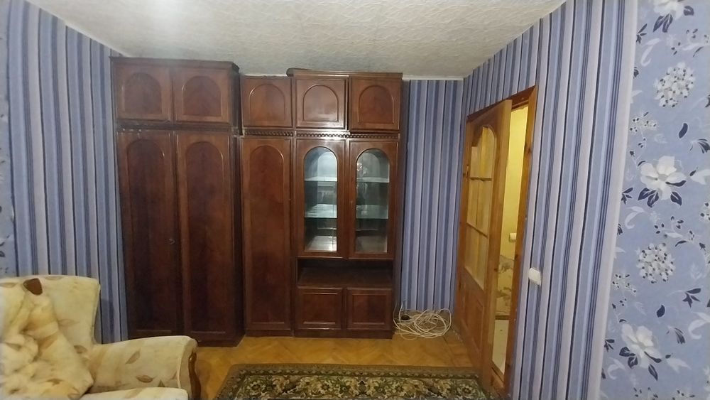 Продам деревянную мебель. Шкаф. Сервант. Тумба. Комод.