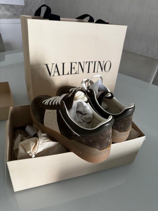 2 tenis valentino