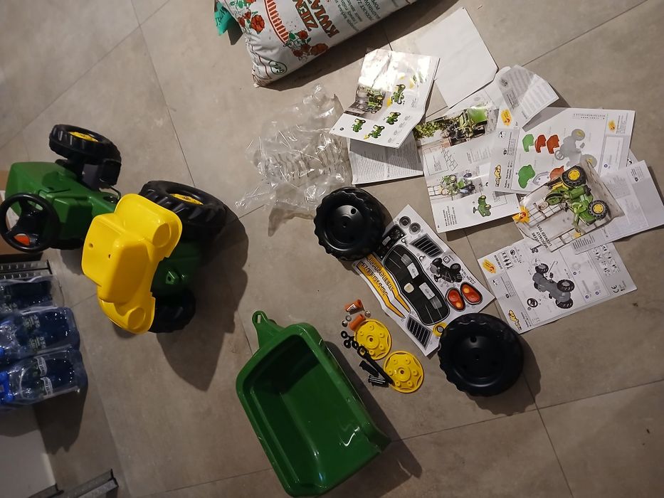 Gokart traktor john deere 2-4 z przyczepką rolly toys