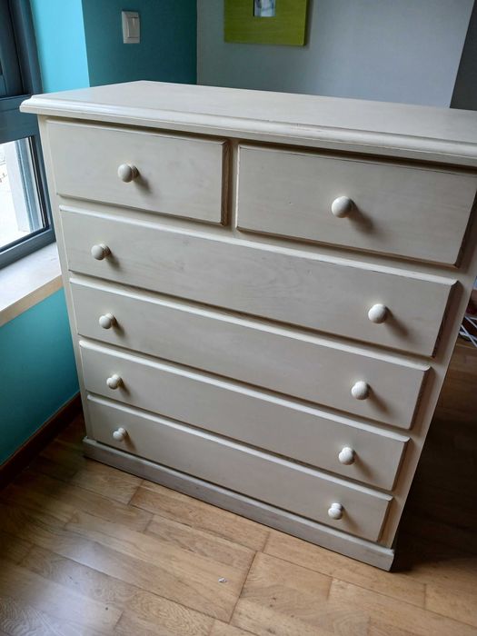 Comoda em pinho maciço