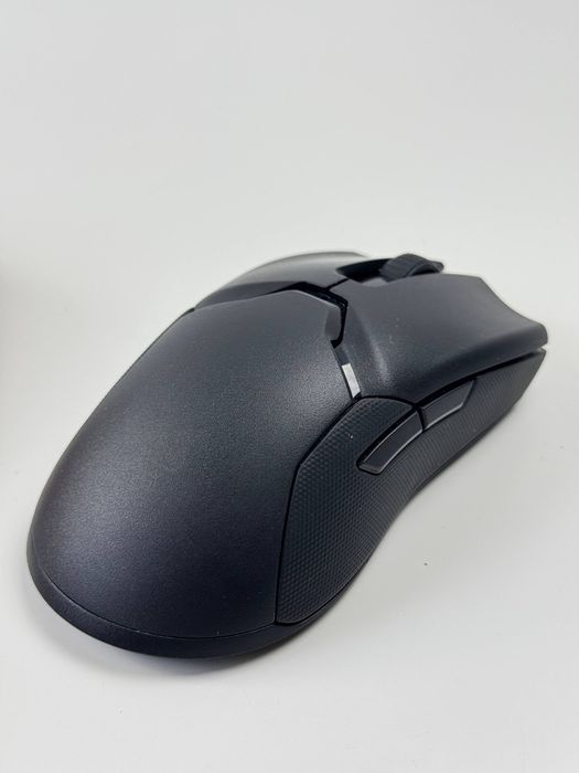 Бездротова ігрова оптична миша Razer Viper Ultimate Black - з підсвіткою, оптичні перемикачі Razer до 70 млн кліків, 20 000 DPI (RZ01-03050100-R3G1)