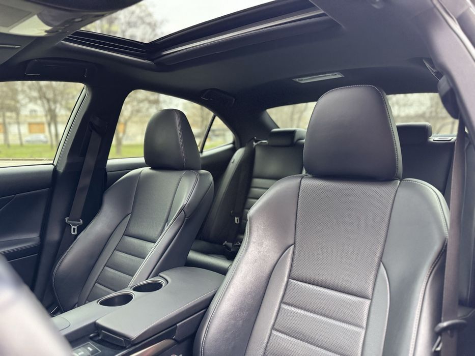 Lexus IS 250 AWD F-Sport 2015