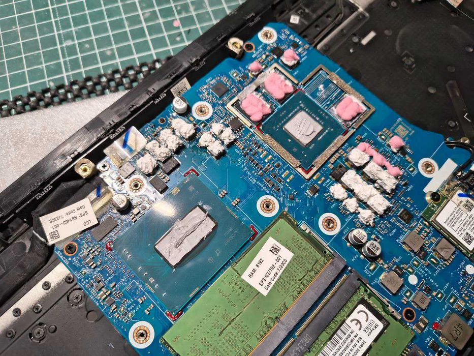 Ігровий ноутбук HP Victus 16-r1058nt| i5-14500HX| RTX 4050| DDR5|144Hz