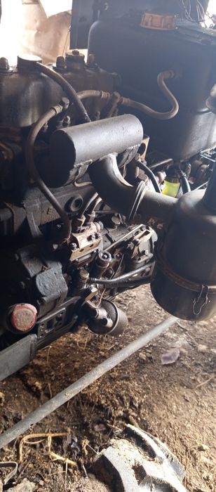 Продам два трактори