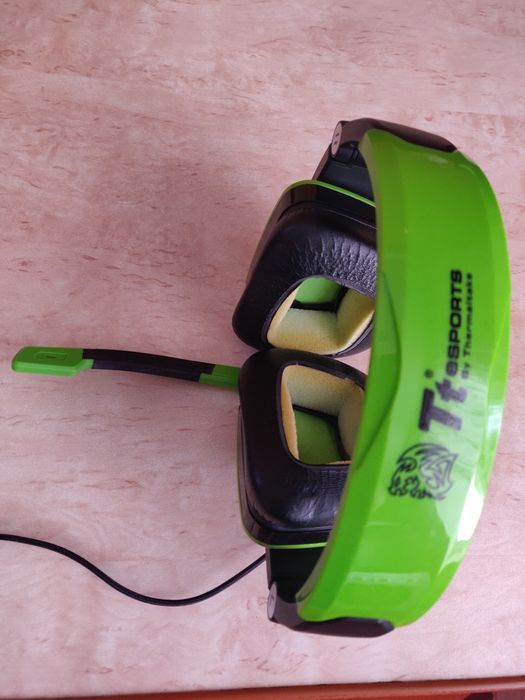 Tt eSPORTS Console One