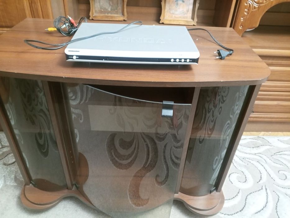 Тумба під телевізор/ полка + DVD