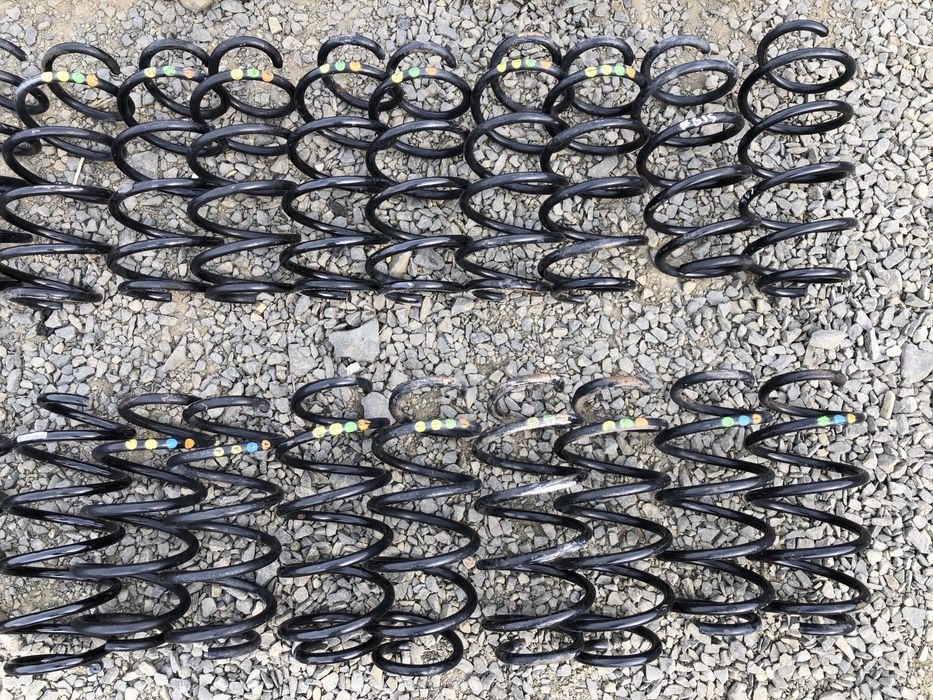 Пружини передние Пассат Б6 передні пружини Passat B6 пружини Пассат Б6