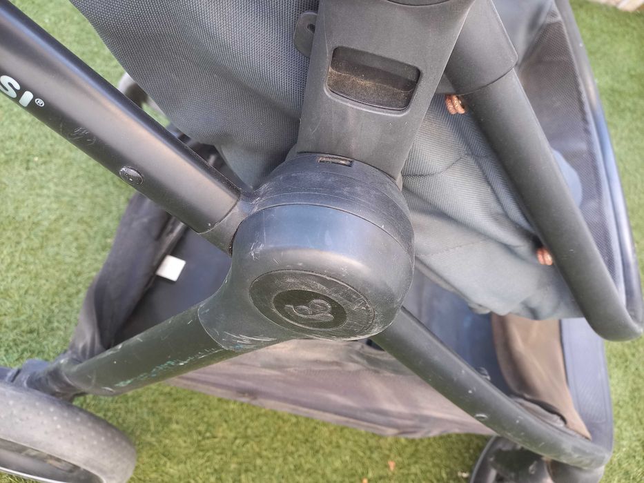 Carinho bebe Maxi-Cosi Zélia 3