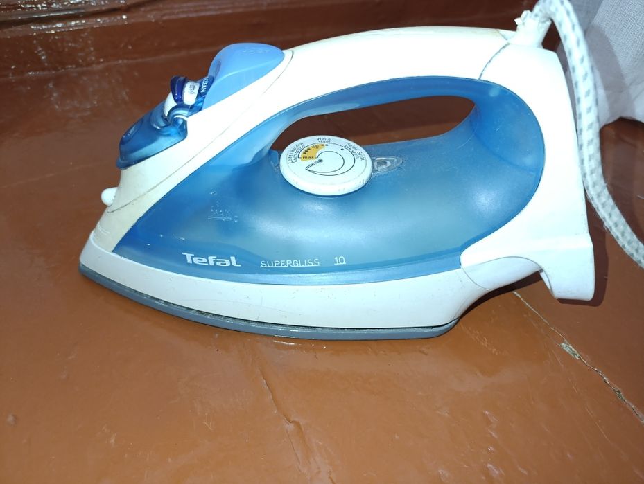 Продам праску від Tefal в робочому стані