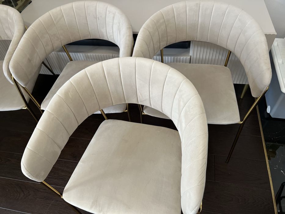 Zestaw 4 krzesel tapicerowanych Glamour