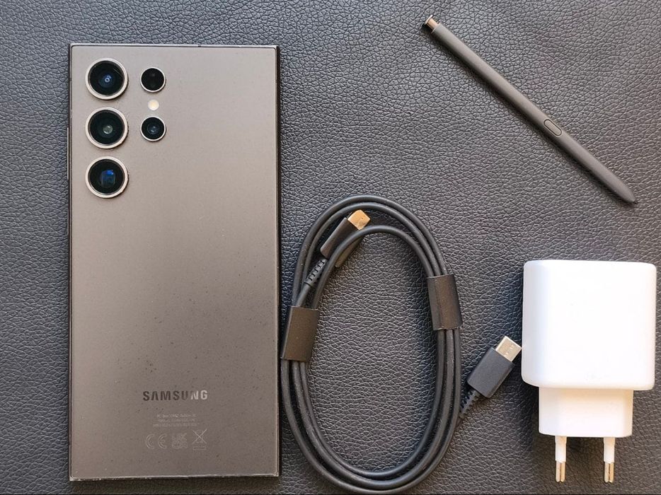 Samsung Galaxy S24 Ultra 12+8Gb/512Gb