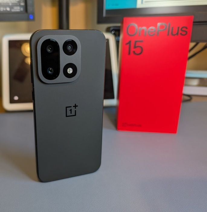 Vendo/troco Oneplus 15 16/1Tb com garantia