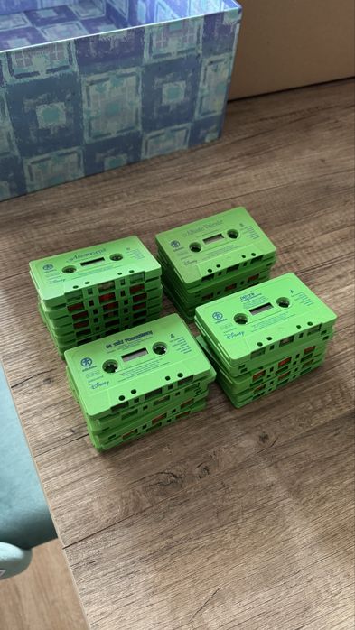 Coleção 25 livros Disney com Audio Cassetes