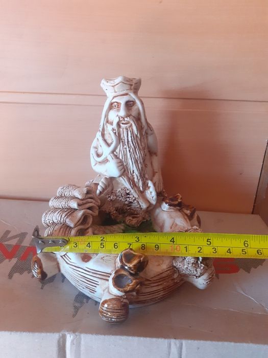 Фігурка у акваріум.