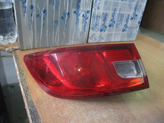 Farolim esquerdo RENAULT Clio IV (BH_)