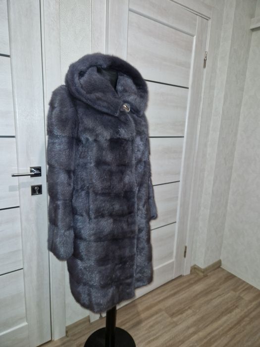 Норкова шуба бомбезна