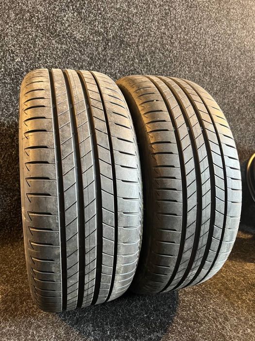 Brigestone 225/40R18 Turanza T005