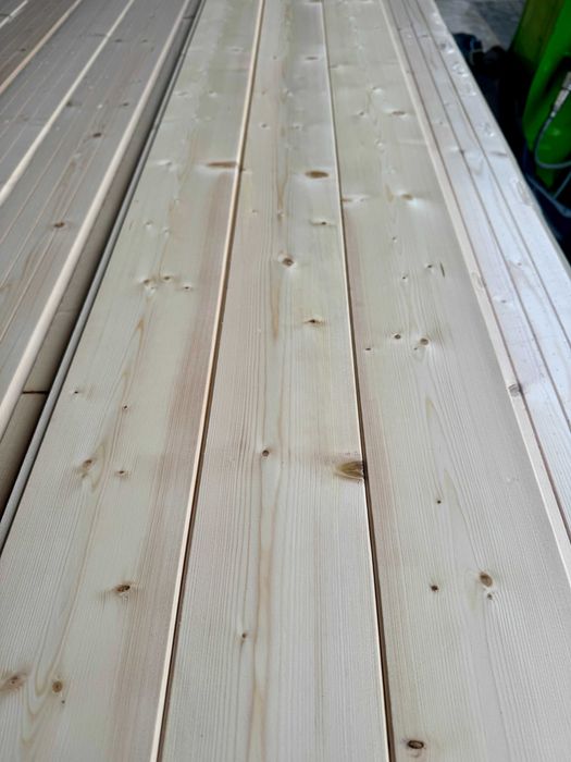 Podbitka 14x121 Świerk skandynawski Szalówka Deska elewacyjna